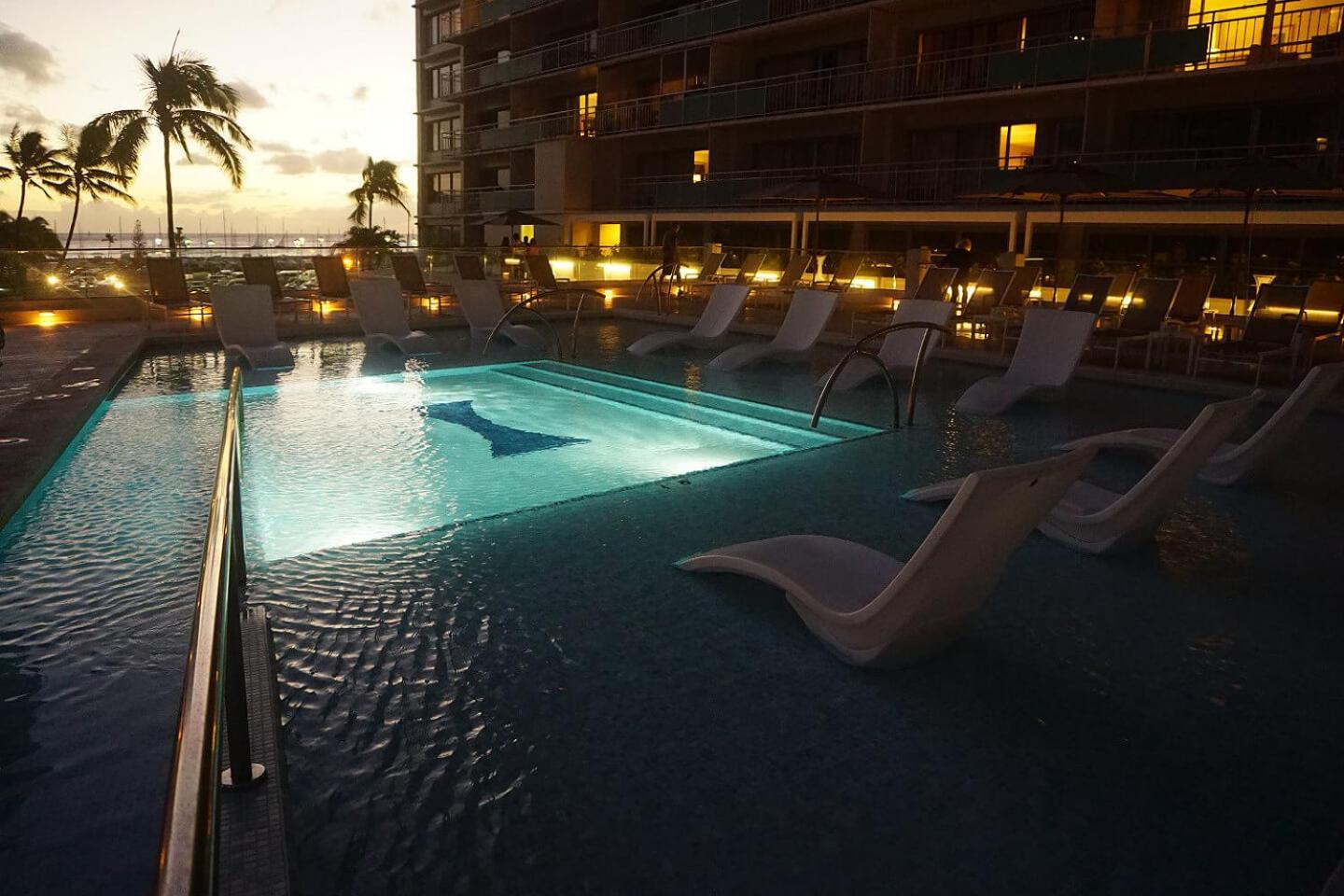 Ilikai Hotel Condo With Kitchen And Ocean View Хонолулу Стая снимка